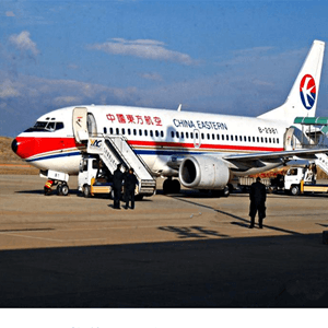 巴马机场货运航空快运业稳步发展的原因是什么？